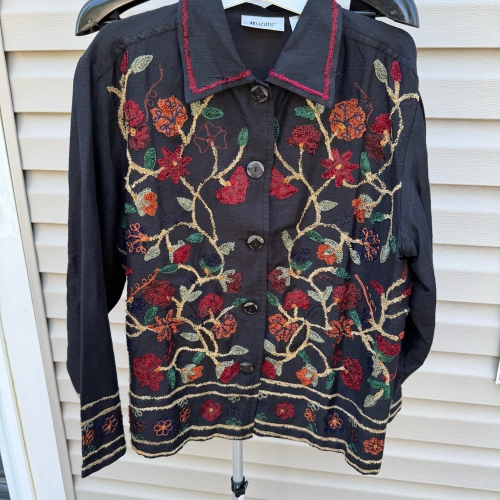 Vintage 90s Units Silk-blend Black Floral Crewel Embroidered Jacket Size small